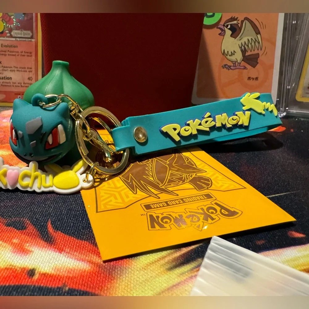 POKÉMON KEYCHAINS CHOICE OF ONE POKÉMON